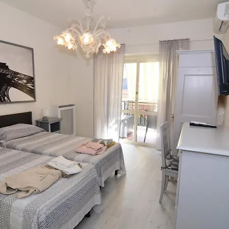 Metro Apartament Rzym